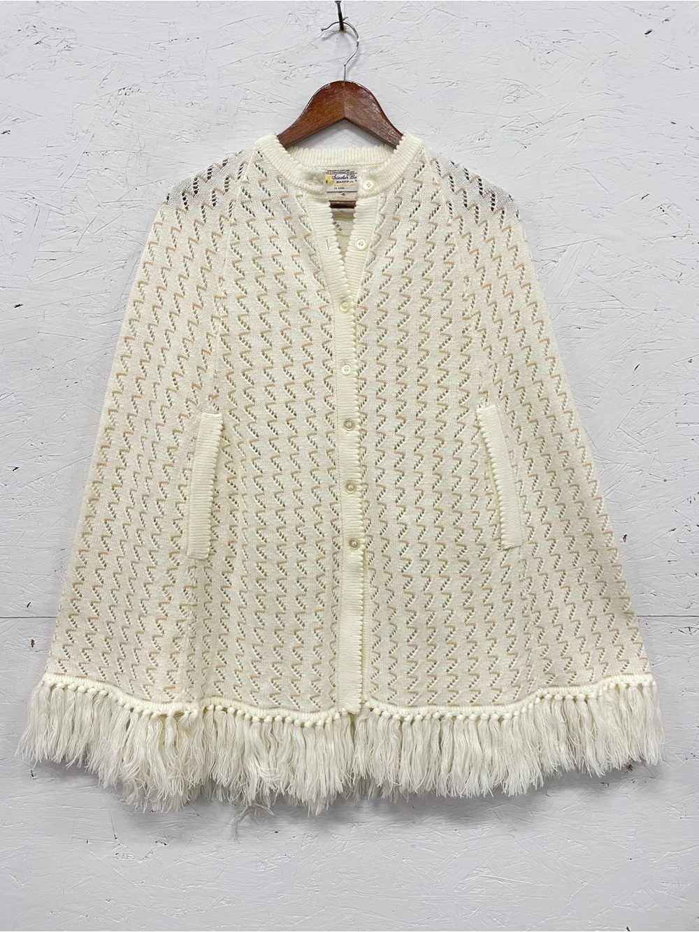 Vintage 70s Sweater Bee by Banff Knit Cape w/ Fringe Cottagecore OS, Crean + Tan
